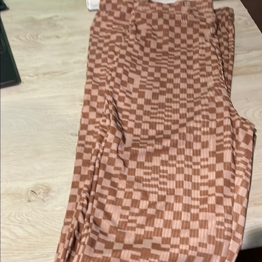 White Fox checkered pants size XS